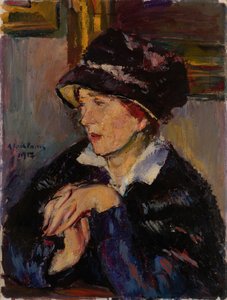 Kara Şapkalı Kadın, 1917