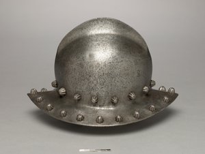 Savaş şapkası veya su ısıtıcısı şapkası, c.1475-1500 (çelik) by Antonio (workshop of) Missaglia