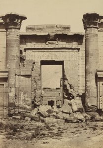 Medinet Habu: Roma Sütunları