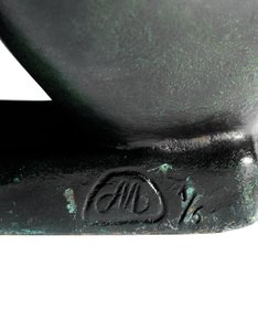 Bir Ayak Tutan Çömelmiş Kız by Aristide Maillol