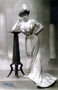 soprano Maria Farneti by Arturo Varischi