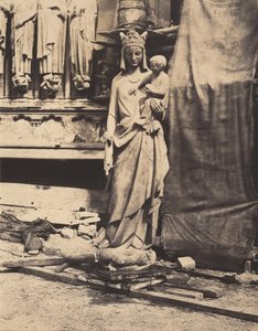 Madonna ve Çocuk heykeli Geoffroy-Dechaume, Notre-Dame Katedrali sitesi, Paris (Madonna ve Çocuk, heykeli Geoffroy-Dechaume, Notre-Dame Katedrali, Paris)