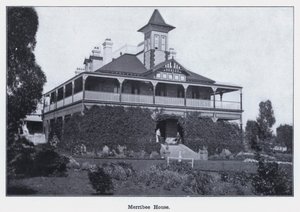 Merribee Evi by Australian Photographer