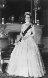 HM Queen Elizabeth II, Buckingham Sarayı