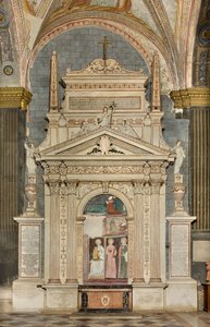 Kuzey Transept, Başmelek Aziz Michael Sunağı, Altarpiece