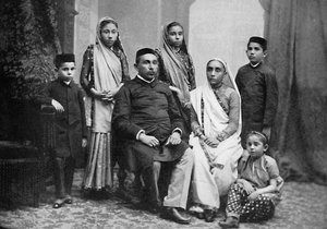 Bir Parsi ailesi, 1902