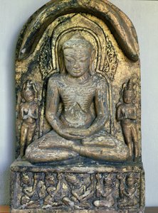 Meditasyonda oturan Buda