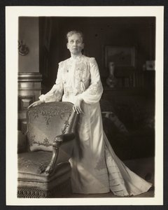Bayan John Arbuckle, c.1900-10 by Burr William McIntosh