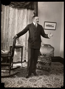 Charles Hawtrey, New York, Fifth Avenue