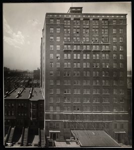 The Hotel Robert Fulton, 228 West 71st Street, New York, 1920 (gümüş jelatin baskı) by Byron Company