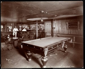 Janer's Pavilion Hotel'deki bar, Red Bank, New Jersey, 1903 (gümüş jelatin baskı) by Byron Company