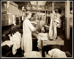 111 doğu 128th Street, East Harlem, New York, 1928 adresindeki Carolyn Laundry