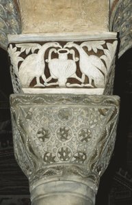 İçten dekore edilmiş sermaye by Byzantine School