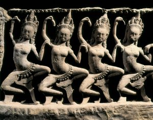 Hindu mitolojisi: Apsaralar, Indra