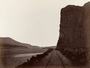 Celilo yakınlarındaki Cape Horn, 1867. by Carleton Emmons Watkins