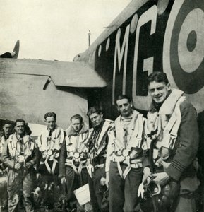 Bombardıman Mürettebatları, c1943. by Cecil Beaton