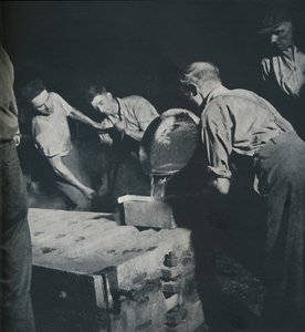 Duvar resmi tasarımı, 1941 by Cecil Beaton