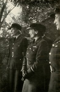H.R.H. Gloucester Düşesi, Hava Komutanı, c1943. by Cecil Beaton