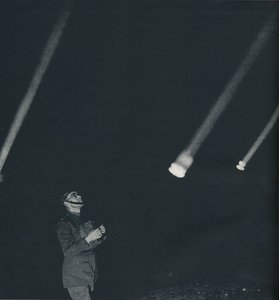 Savaş..., 1941 by Cecil Beaton