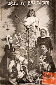 Eski kartpostal/Mutlu Noeller/Bilge çocuklar/Brittany/Fransa by Augustus Kollner