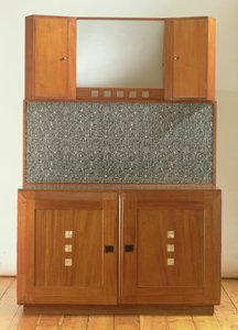 Lavabo, c.1917 (sedef kakma maun ve cam arka plakalı yeşil erinoid) by Charles Rennie Mackintosh