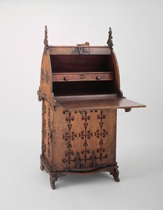 Masa, c.1889 (meşe ağacı, demir, boya ve çuval bezi)