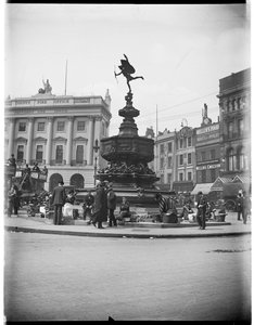 Shaftesbury Memorial Çeşmesi, Piccadilly Circus, Westminster Şehri, Londra, 1895-1905.