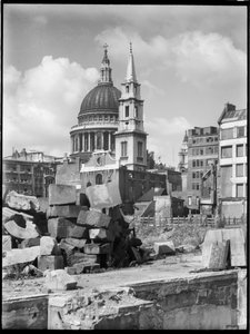 St Paul Katedrali, St Paul Kilisesi Bahçesi, Londra Şehri, Londra Şehri, GLA, 1941-1945.