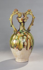 Üç renkli sırlı ejderha başı şeklinde kulplu amfora, Tang Hanedanlığı, 618-907 (seramik)