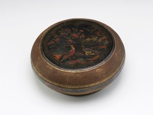 Lake ve sepetçilik panel dairesel kutu, 16. yüzyılın sonu ile 17. yüzyılın başı (çok renkli pigmentler yaldız ve bambu sepetçilik ile ahşap çekirdek üzerine siyah lake) by Chinese School