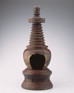 Stupa, Ming hanedanı (1368-1644) (vernikli ahşap ve altın)