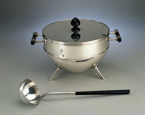 Çorba kasesi ve kepçe, Hukin & Heath, 1880 tarafından üretildi (elektrolizle ve ebonize ahşap)