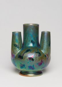 Vazo, c.1900 (sırlı çanak çömlek) by Clement Massier