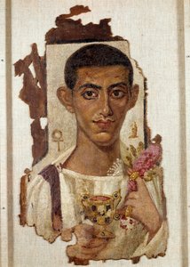 Eski Mısır: Ammonios'un portresi: Onu Dionysos olarak tanımlayan, zümrütlerle zenginleştirilmiş ve şarapla doldurulmuş altın bir canthara tutan bir adamın temsili. Altın şövalyelerin sol elinde, başının yanında yeniden doğuşun simgesi olan gül çelengi,