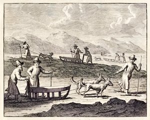 Sibirya'da Köpek kızaklarıyla seyahat eden Ruslar.”, 'Voyages de Corneille le Brun'dan. 1718 by Cornelis de Bruyn