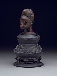 20. yüzyılın başlarından ortalarına kadar etkili kapaklı merhem kabı (ahşap) by Culture Baule