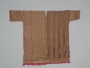 Kol tunik, c.1300-1470 (pamuk ve kamelid elyafı) by Culture Chimu