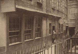 Ye Olde Cheshire Cheese Pub (s/b fotoğraf) by Donald McLeish