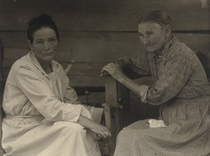 [Arminda Teyze Mindy Anderson Curtis ve arkadaşı], 1930-1934 (platin baskı)