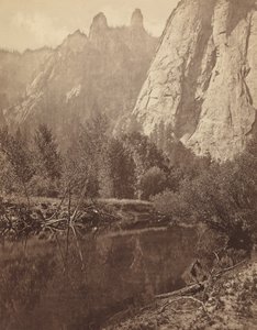 Katedral Kuleleri, Yosemite Vadisi by Eadweard Muybridge