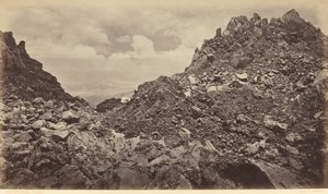 Bir Volkan Kraterinden Quezaltenango by Eadweard Muybridge