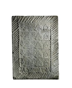 Küçük kalıplanmış seramik karo (seramik)
