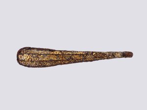 giysi kancası by Eastern Zhou Dynasty Chinese School