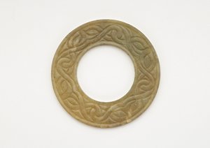 Kolye by Eastern Zhou Dynasty Chinese School