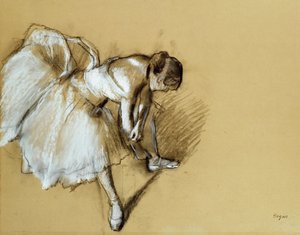 Ayakkabısını Ayarlayan Dansçı, 1890 dolayları by Edgar Degas