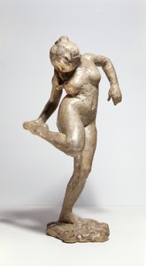 Ayağının tabanına bakan dansçı (alçı) by Edgar Degas