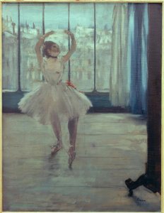 Fotoğrafçıdaki dansçı by Edgar Degas