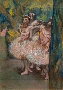 Somon etekli üç dansçı. 1904-1906. Karton üzerine maroufle kağıt üzerine pastel. by Edgar Degas