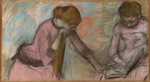 Bir albüme bakan genç kızlar, 1884 dolayları (kartın üzerine serilen kağıt üzerine pastel) by Edgar Degas