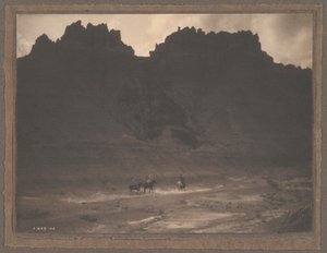 Uçurumun Gölgesinde by Edward S. Curtis